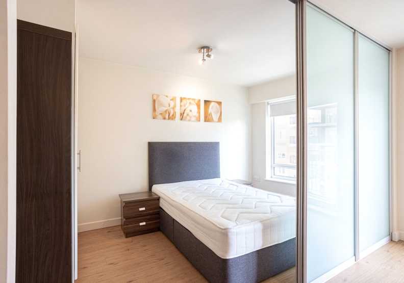 1 bedroom apartments/flats to sale in Ascent House, 35 Boulevard Drive, Colindale-image 5