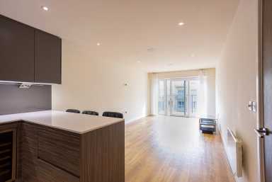 Carleton House, 20 Boulevard Drive, Colindale - NW9 view 4