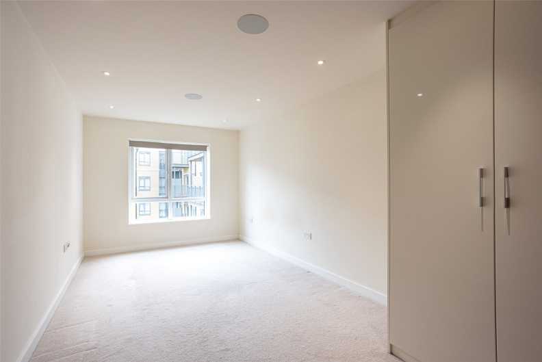 2 bedrooms apartments/flats to sale in Carleton House, 20 Boulevard Drive, Colindale-image 6