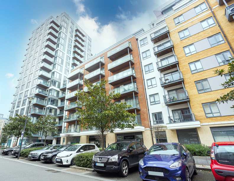 2 bedrooms apartments/flats to sale in Carleton House, 20 Boulevard Drive, Colindale-image 18