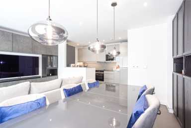 Lassen House, 12 Lismore Boulevard, Colindale - NW9 view 2