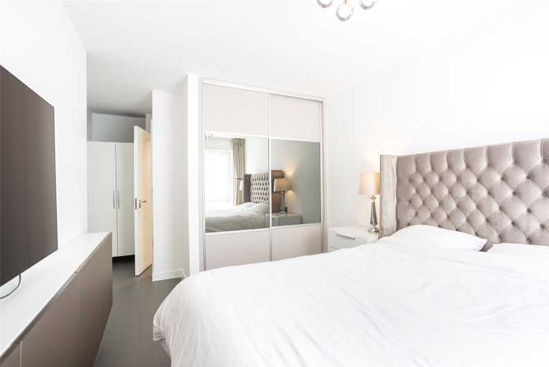 2 bedrooms apartments/flats to sale in Lassen House, 12 Lismore Boulevard, Colindale-image 3