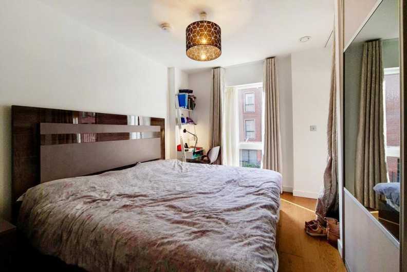4 bedrooms apartments/flats to sale in Thonrey Close, Colindale Gardens-image 12