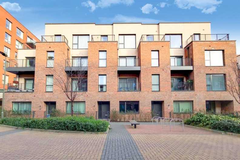 4 bedrooms apartments/flats to sale in Thonrey Close, Colindale Gardens-image 1