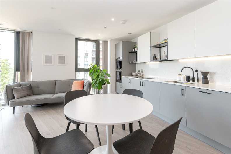 1 bedroom apartments/flats to sale in Willowbrook House, Coster Avenue, Manor House-image 7