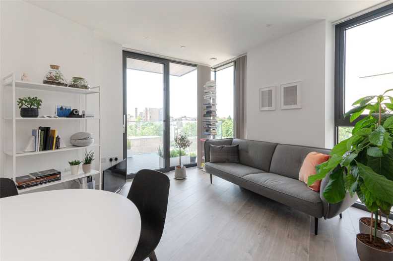 1 bedroom apartments/flats to sale in Willowbrook House, Coster Avenue, Manor House-image 3