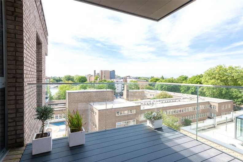 1 bedroom apartments/flats to sale in Willowbrook House, Coster Avenue, Manor House-image 5