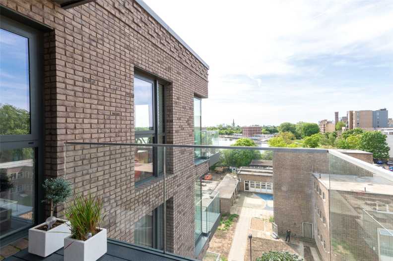 1 bedroom apartments/flats to sale in Willowbrook House, Coster Avenue, Manor House-image 9