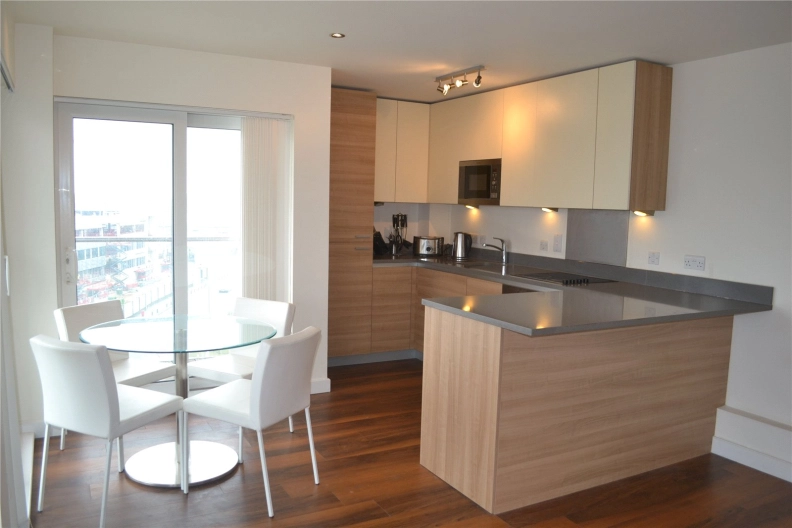 2 bedrooms apartments/flats to sale in Aerodrome Road, Beaufort Park, Colindale-image 3