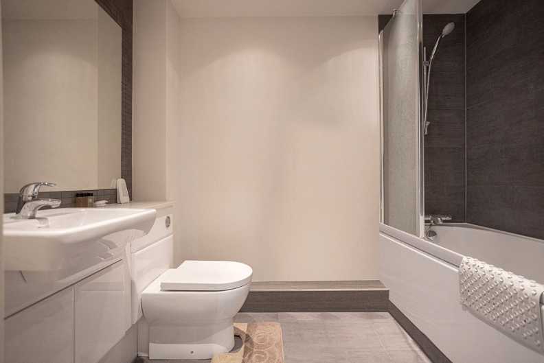2 bedrooms apartments/flats for sale in Aerodrome Road, Beaufort Park, Colindale - NW9 view 7