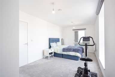 Edgware Road, Colindale NW9 image 9