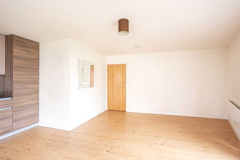 1 bedroom apartments/flats to sale in Ascent House, 35 Boulevard Drive, London-image 10