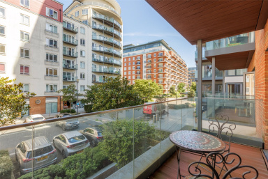 Carleton House, 20 Boulevard Drive, Beaufort Park - NW9 view 5