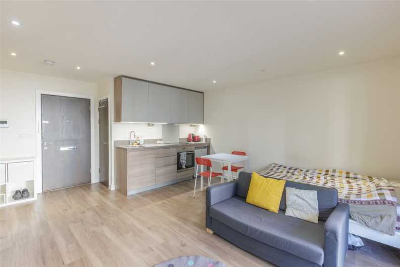Studio apartment for Sale in Carleton House, 20 Boulevard Drive
