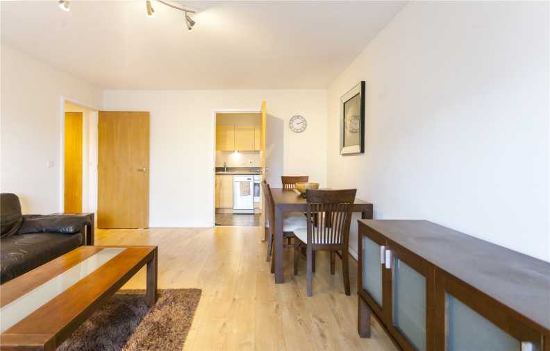 2 bedrooms apartments/flats to sale in Heritage Avenue, Beaufort Park, Colindale-image 12
