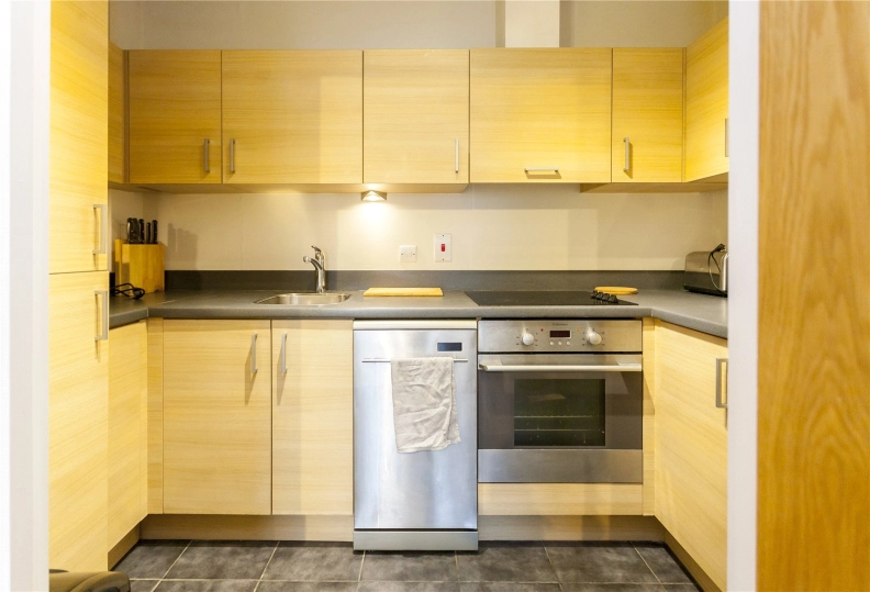 2 bedrooms apartments/flats to sale in Heritage Avenue, Beaufort Park, Colindale-image 6