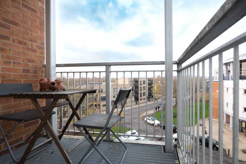 2 bedrooms apartments/flats to sale in Arctic House, 3 Heritage Avenue, Beaufort Park-image 2