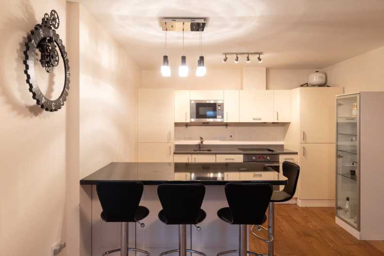 2 bedrooms apartments/flats to sale in Arctic House, 3 Heritage Avenue, Beaufort Park-image 32