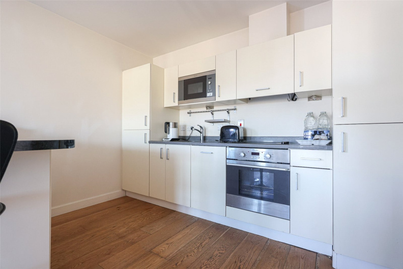 2 bedrooms apartments/flats to sale in Heritage Avenue, Colindale-image 10