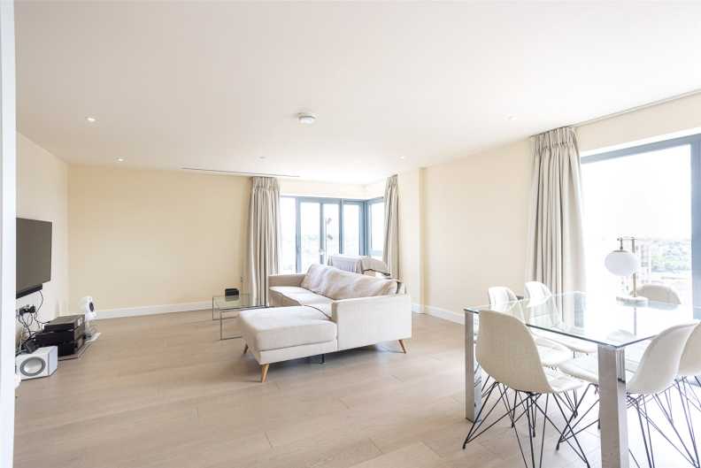 3 bedrooms apartments/flats to sale in Beaufort Square, Beaufort Park, Colindale-image 26