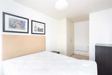 Heritage Avenue, Colindale - NW9 view 4