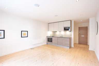Heritage Avenue, London - NW9 view 6