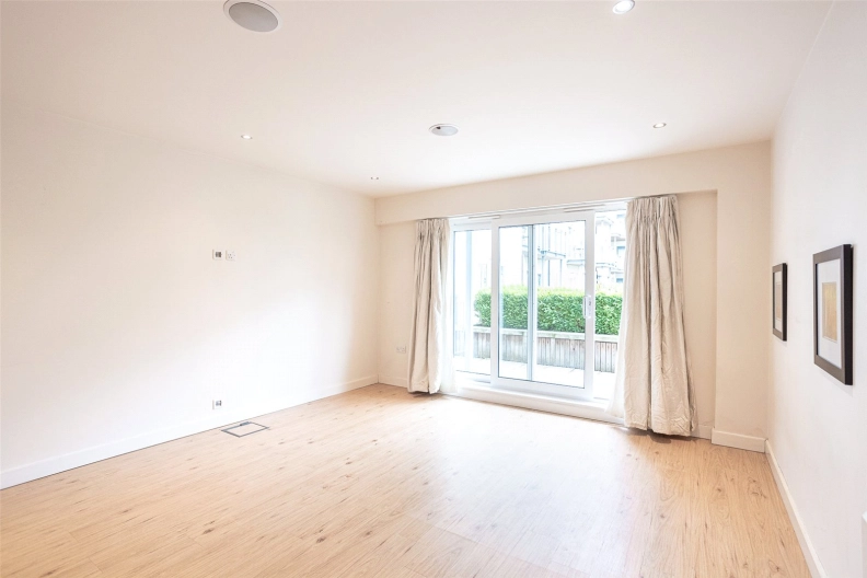 Studio apartments/flats to sale in Heritage Avenue, London-image 7