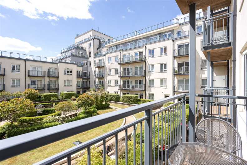 1 bedroom apartments/flats to sale in Heritage Avenue, Colindale-image 9