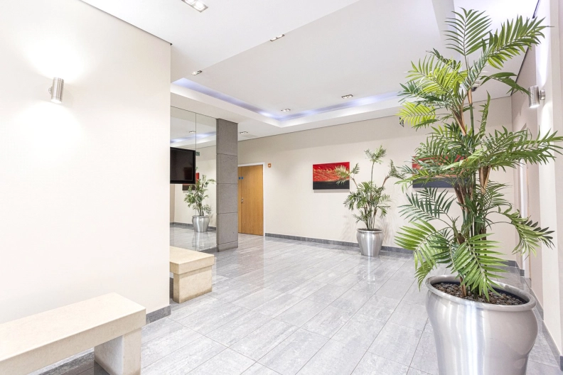 1 bedroom apartments/flats to sale in Heritage Avenue, Colindale-image 13