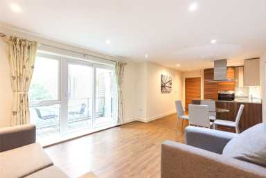 Bromyard Avenue, East Acton - W3 view 2