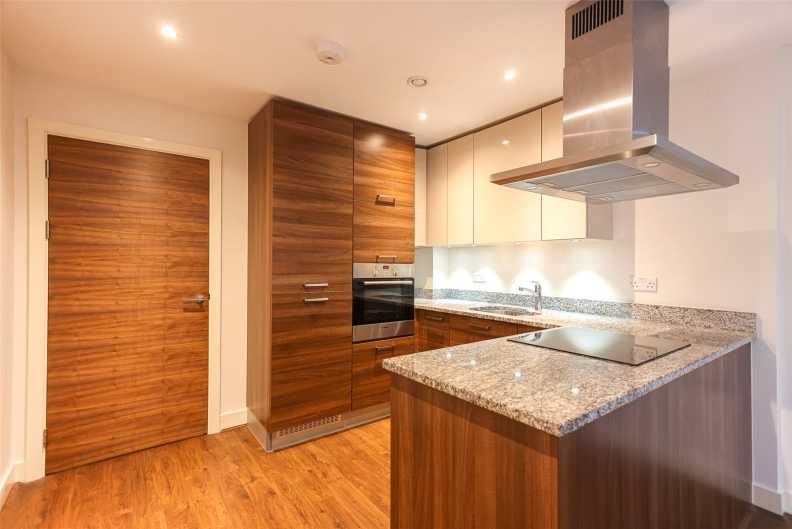 2 bedrooms apartments/flats to sale in Bromyard Avenue, East Acton-image 3
