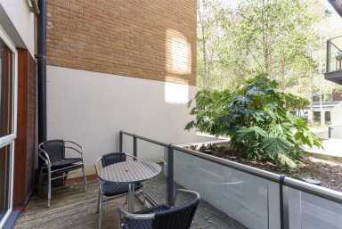 Bromyard Avenue, East Acton - W3 view 6