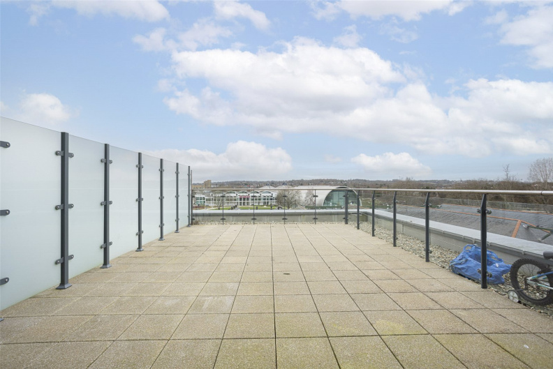 2 bedrooms apartments/flats to sale in Beaufort Square, Beaufort Park, Colindale-image 9
