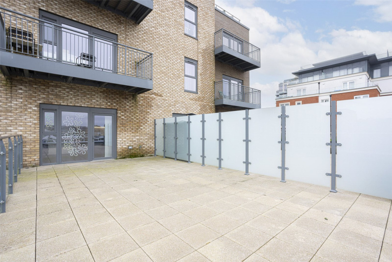 2 bedrooms apartments/flats to sale in Beaufort Square, Beaufort Park, Colindale-image 11