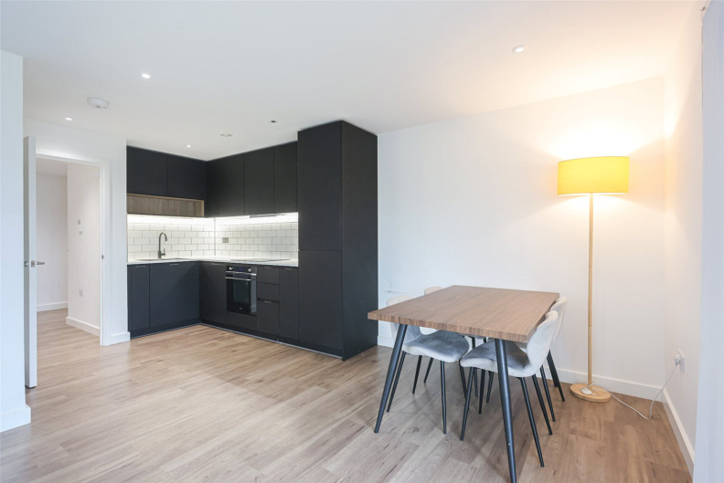 2 bedrooms apartments/flats to sale in Beaufort Square, Beaufort Park, Colindale-image 16