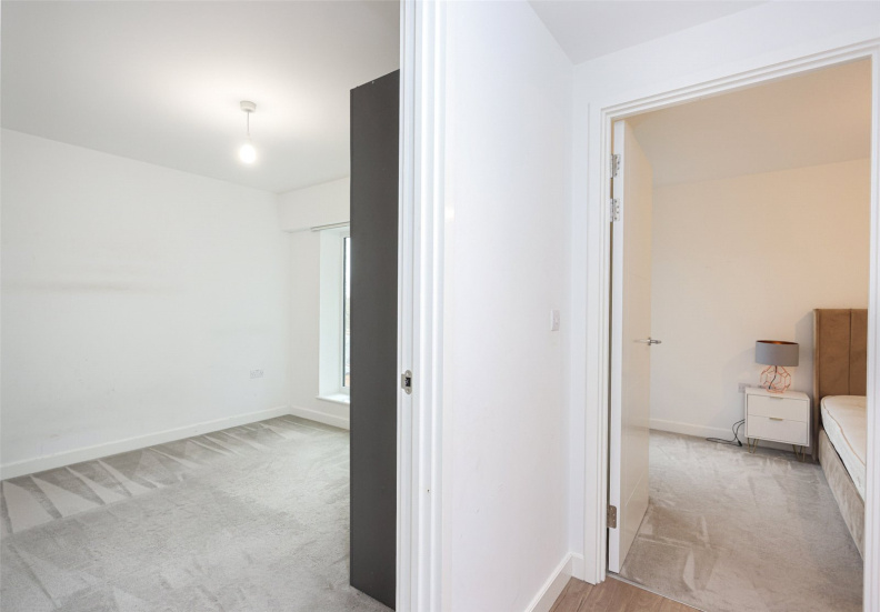2 bedrooms apartments/flats to sale in Beaufort Square, Beaufort Park, Colindale-image 18
