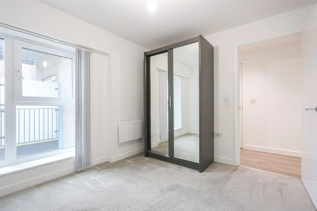 2 bedrooms apartments/flats for sale in Beaufort Square, Beaufort Park, Colindale - NW9 view 6