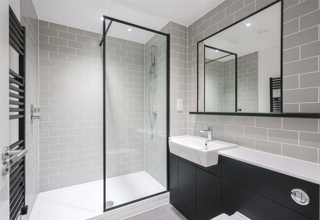 2 bedrooms apartments/flats for sale in Beaufort Square, Beaufort Park, Colindale - NW9 view 23