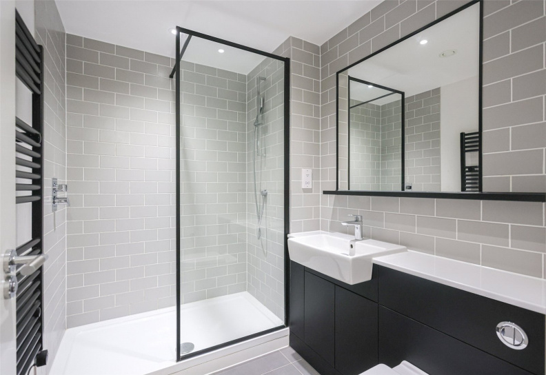 2 bedrooms apartments/flats to sale in Beaufort Square, Beaufort Park, Colindale-image 24