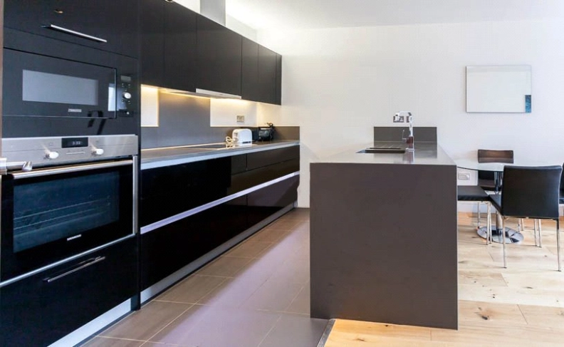 2 bedrooms apartments/flats to sale in Longfield Avenue, Dickens Yard, Ealing-image 2