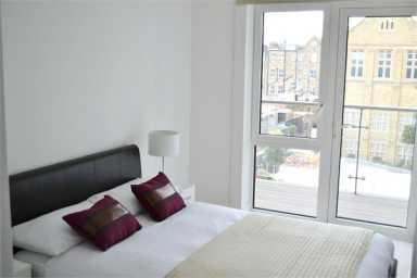 Longfield Avenue, Dickens Yard, Ealing - W5 view 6