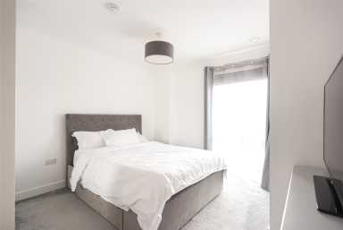 Lismore Boulevard, Colindale - NW9 view 4