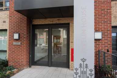 Lismore Boulevard, Colindale - NW9 view 24