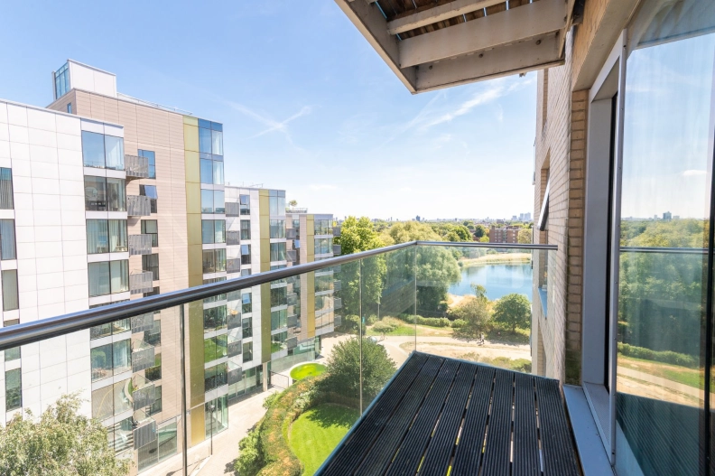 2 bedrooms apartments/flats to sale in Goodchild Road, Manor House-image 5