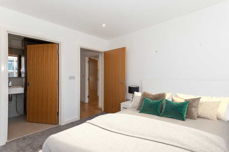 2 bedrooms apartments/flats to sale in Goodchild Road, Manor House-image 11