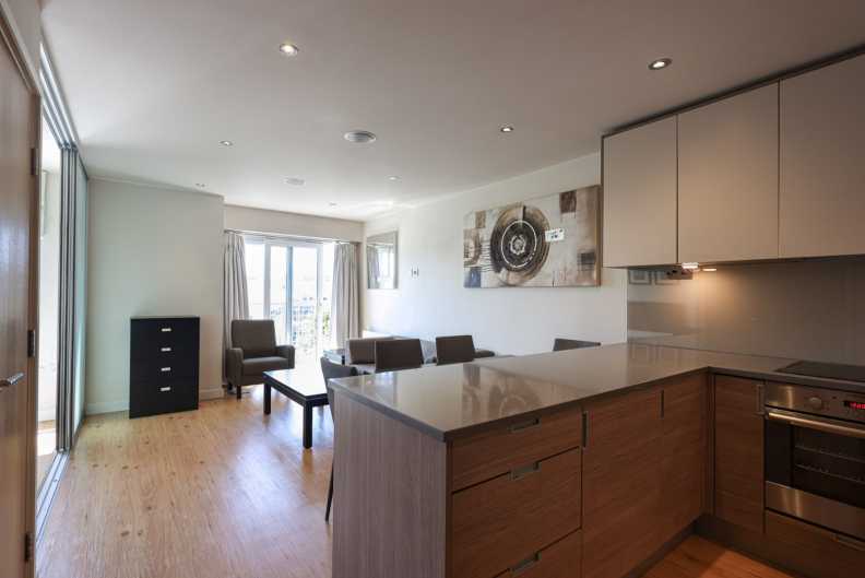 1 bedroom apartments/flats to sale in Heritage Avenue, London-image 8
