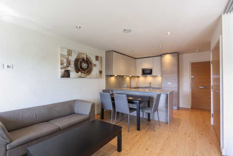 1 bedroom apartments/flats to sale in Heritage Avenue, Beaufort Park, Colindale-image 2