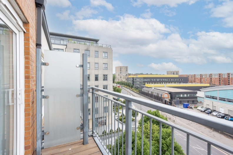 1 bedroom apartments/flats to sale in Heritage Avenue, Beaufort Park, Colindale-image 5