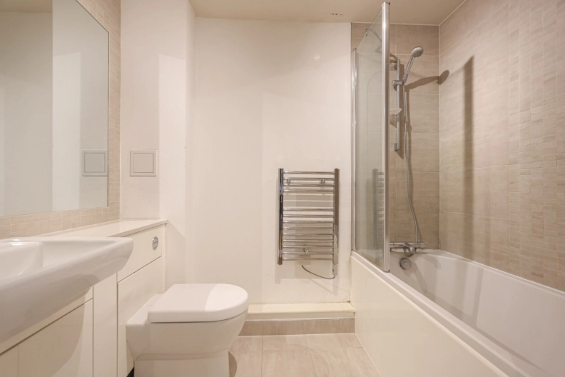 1 bedroom apartments/flats to sale in Heritage Avenue, Beaufort Park, Colindale-image 7