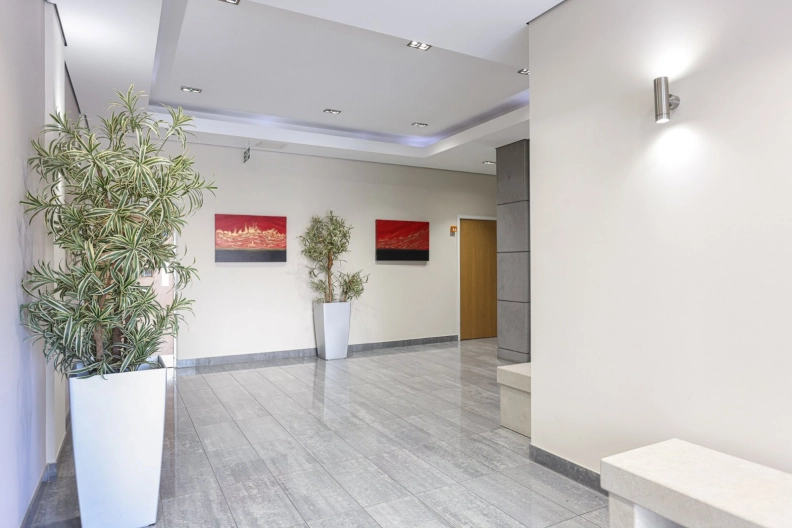 1 bedroom apartments/flats to sale in Heritage Avenue, Beaufort Park, Colindale-image 14